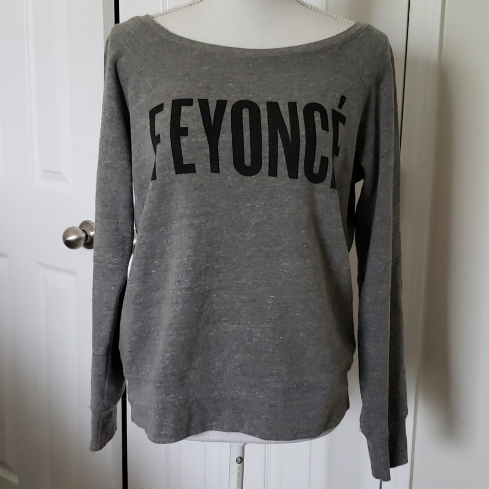 "Feyoncè" sweatshirt sz L
